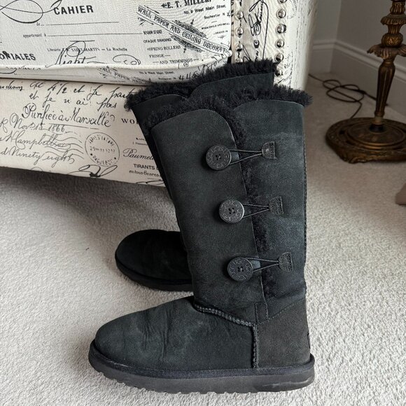 Ugg Black Bailey Button Triplet - Picture 1 of 4